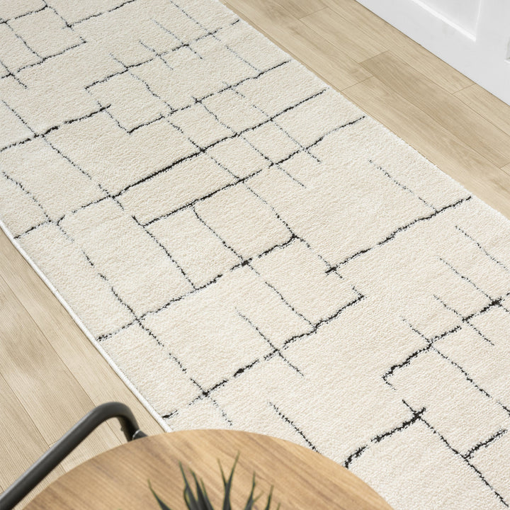 Admire 670 Vanilla Runner