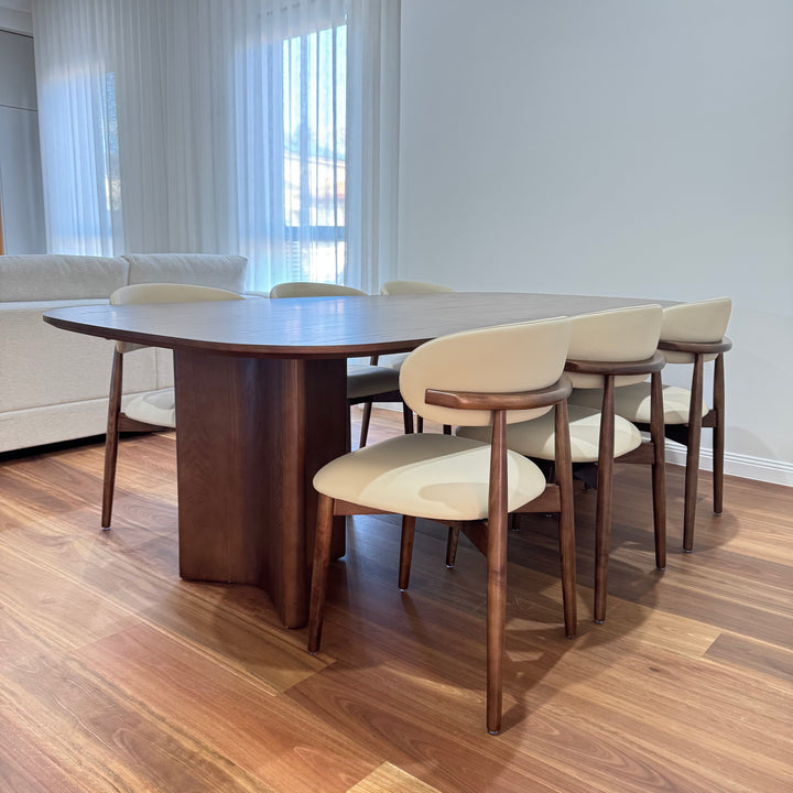 Aurelia Luxurious Dining Table Traventine Sintered Stone Top