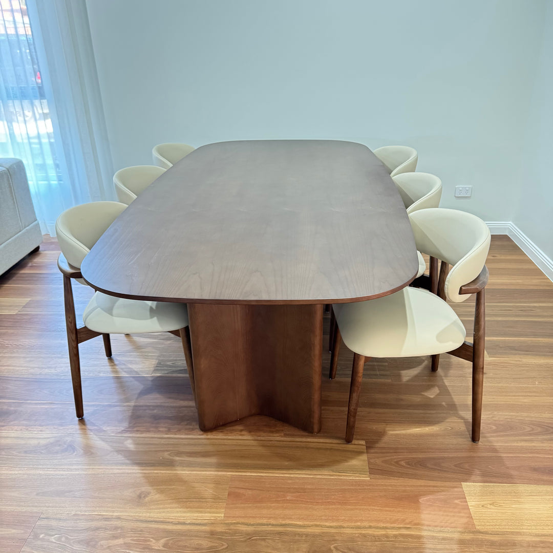 Aurelia Luxurious Dining Table Traventine Sintered Stone Top