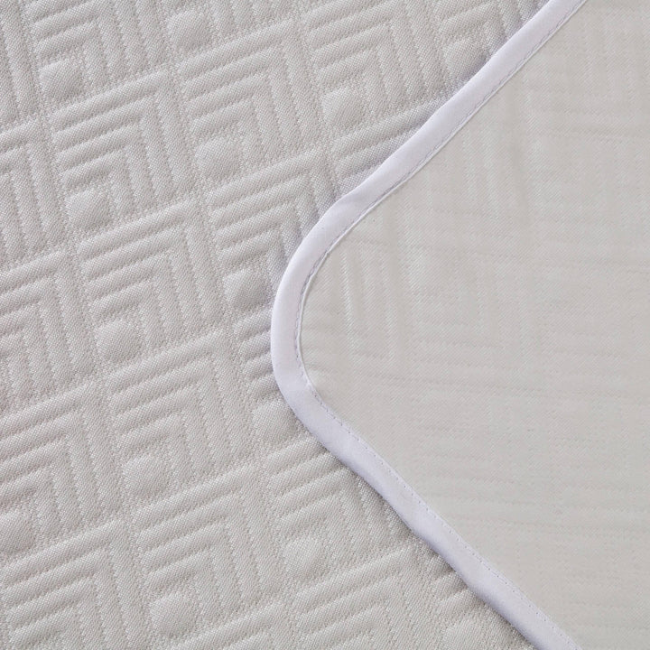 Waterproof Mattress Protector Tencel Fabric White Double - DLB Furniture
