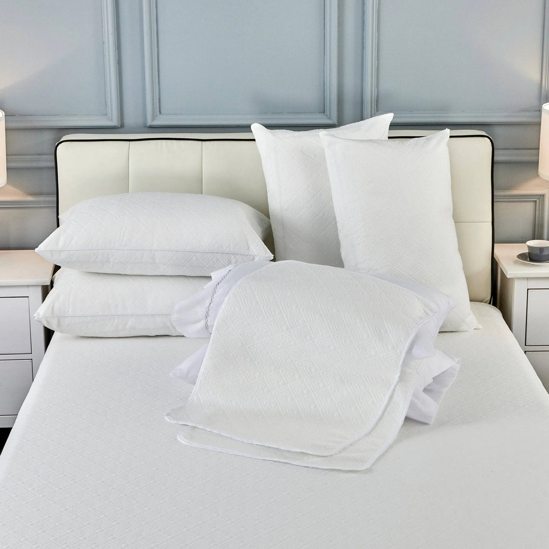Waterproof Mattress Protector Tencel Fabric White Queen - DLB Furniture